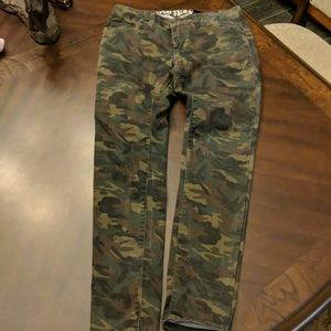 VIP camo jeans